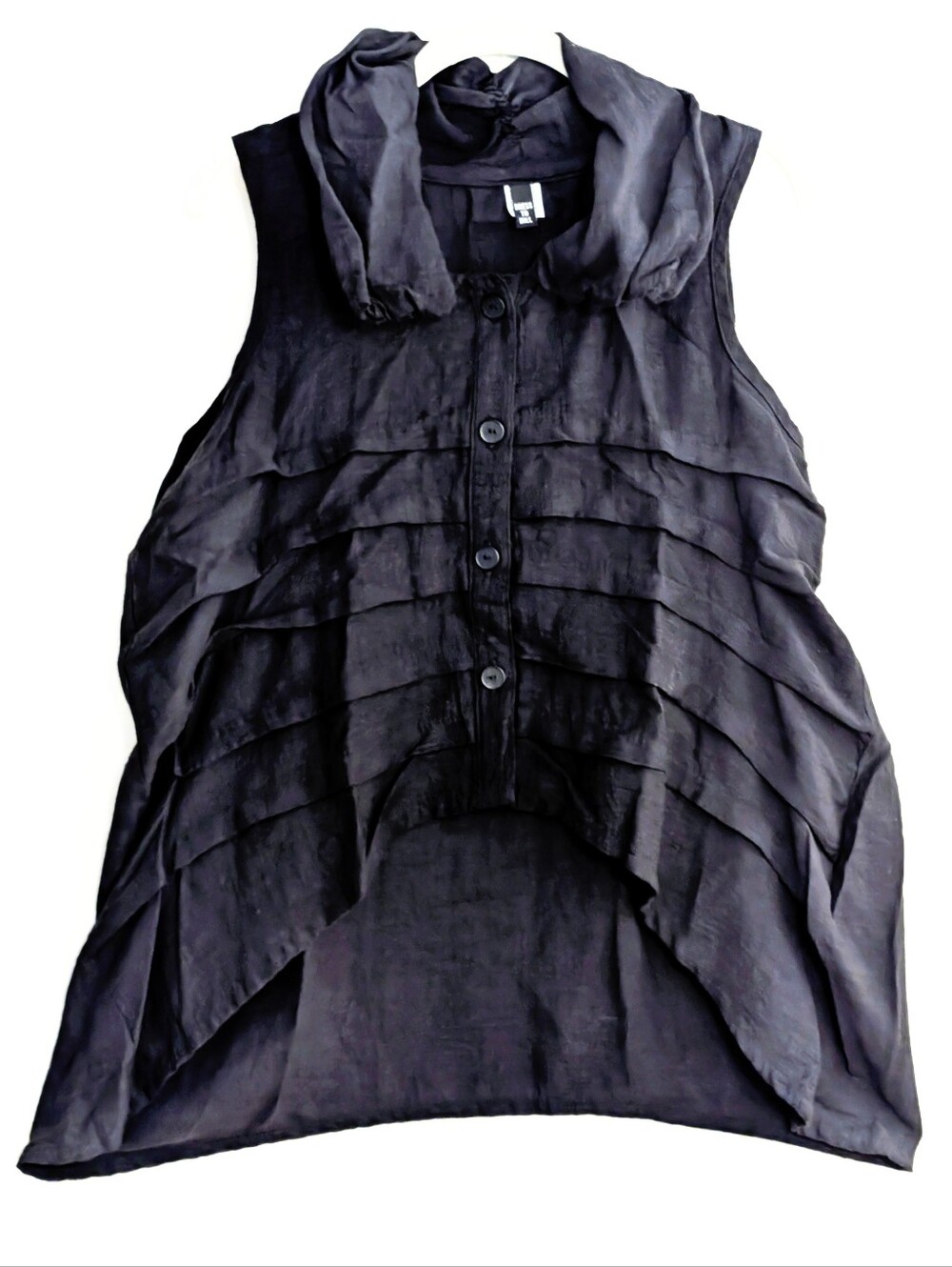 Dress to Kill Sleeveless Sculptural Top – Black – One Size